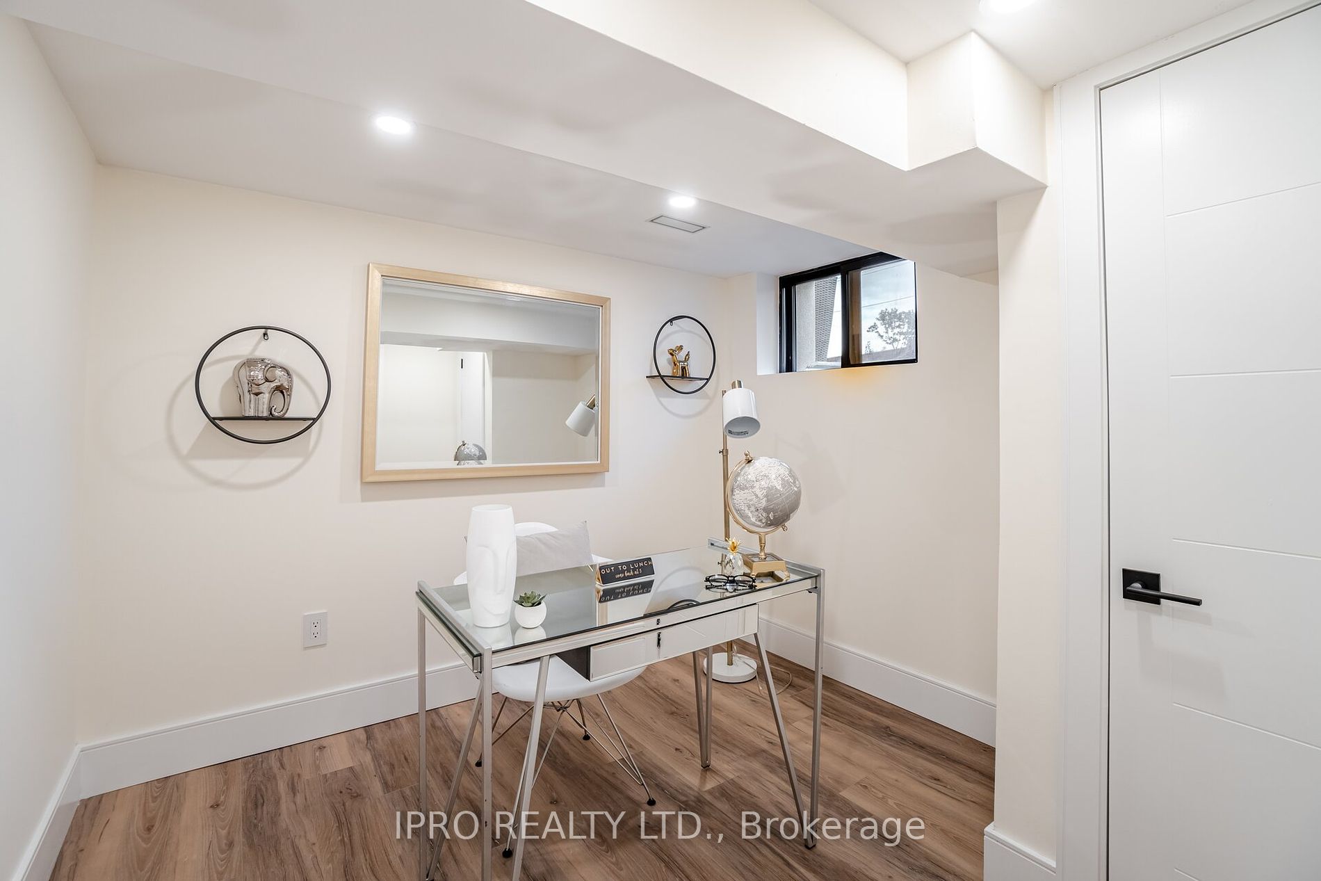 5 Arkley Cres