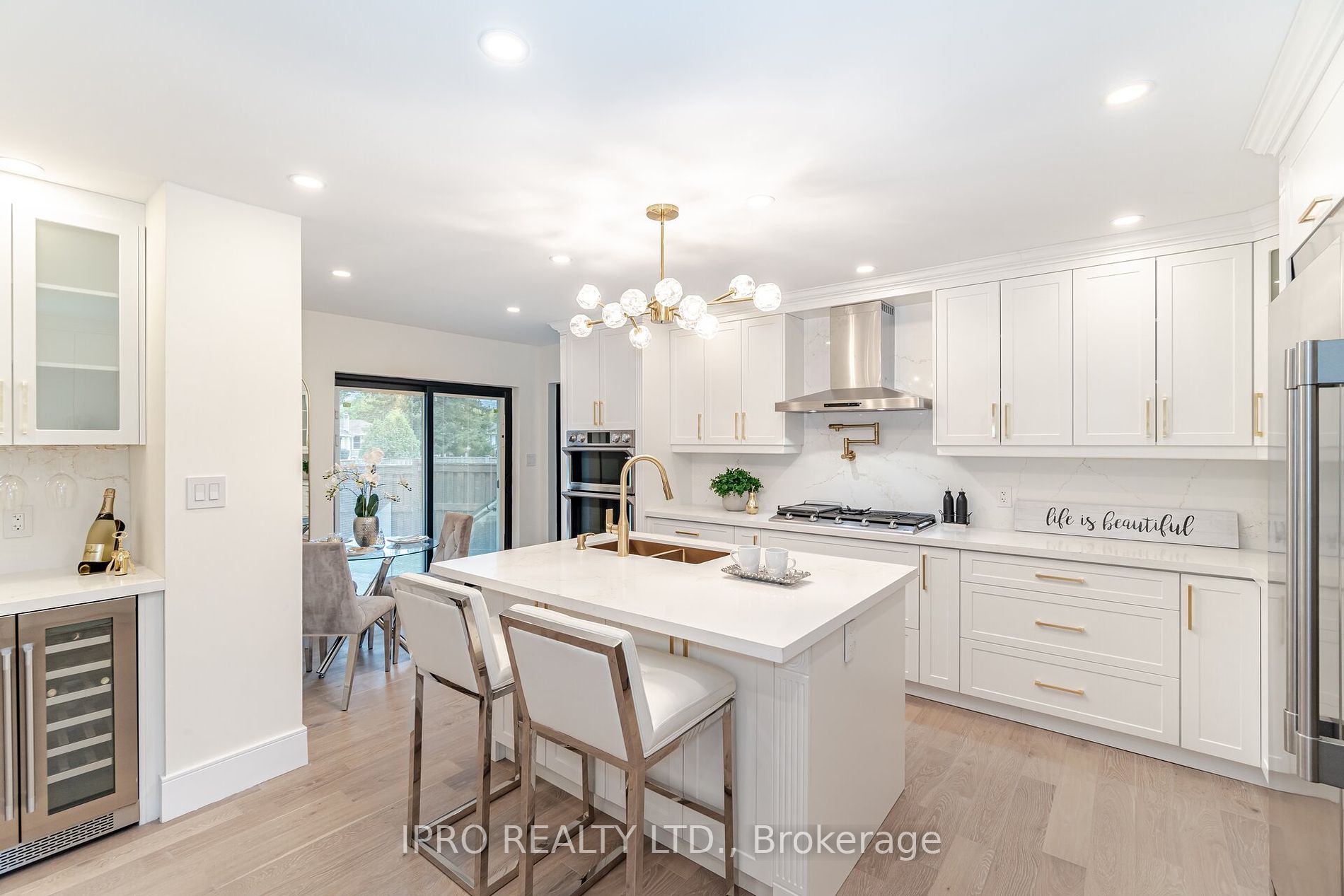 5 Arkley Cres
