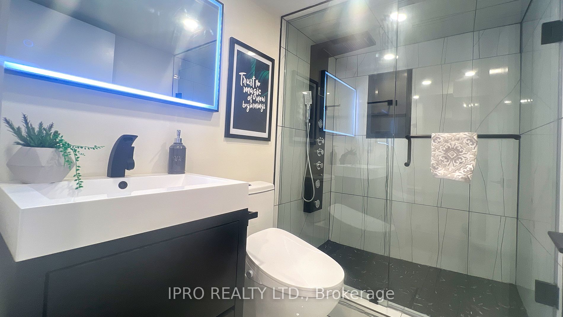 5 Arkley Cres