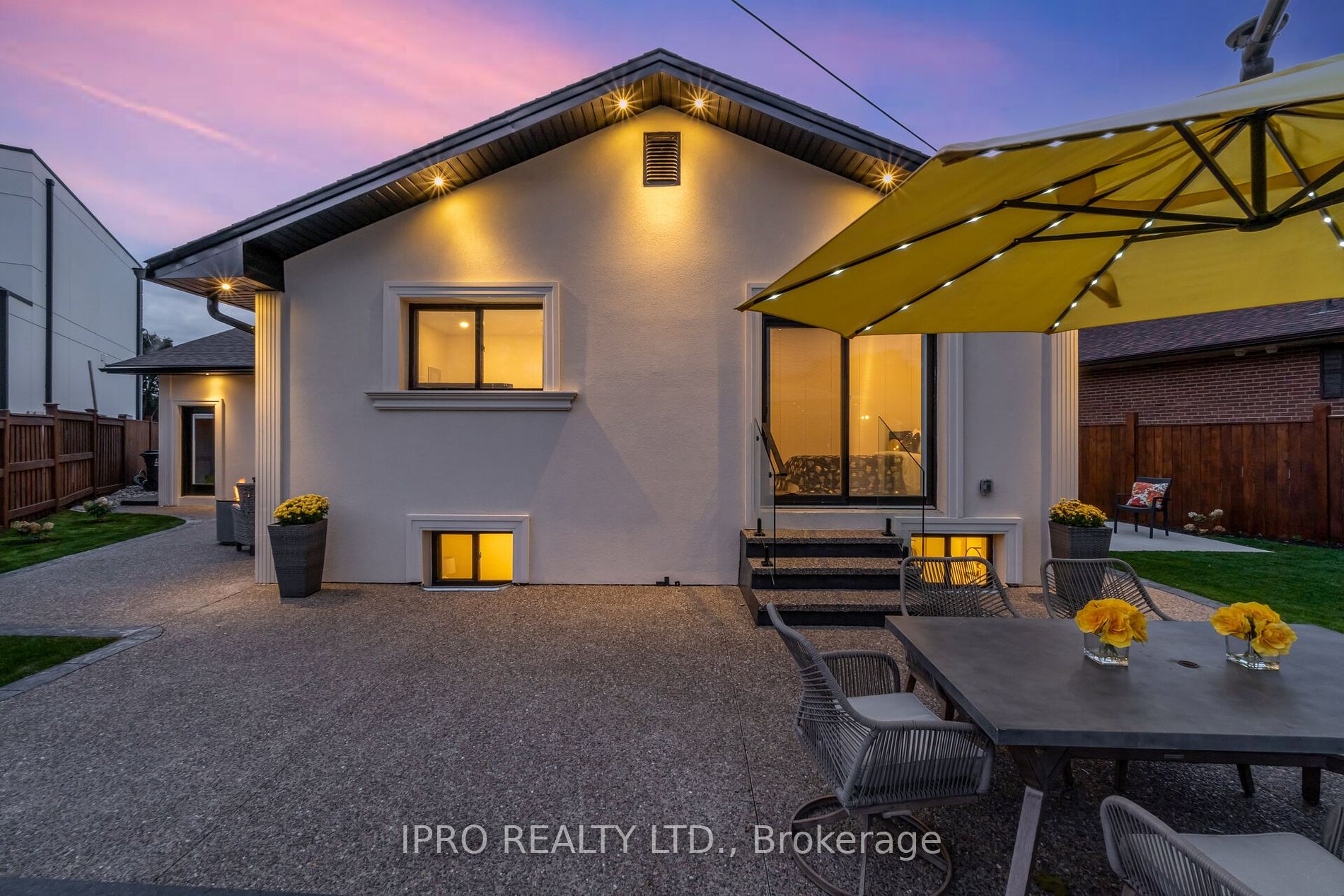 5 Arkley Cres