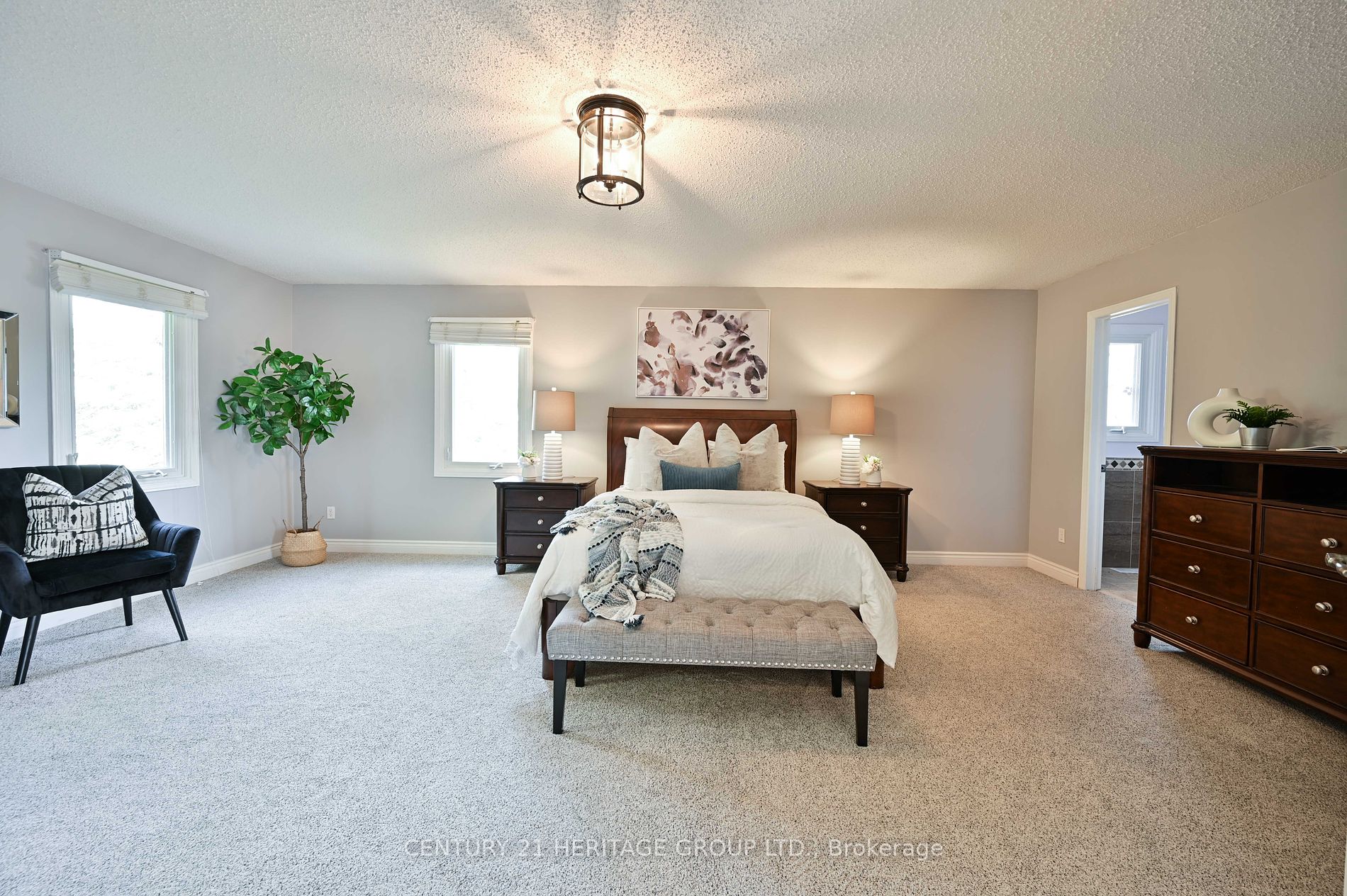 18 Egan Crescent