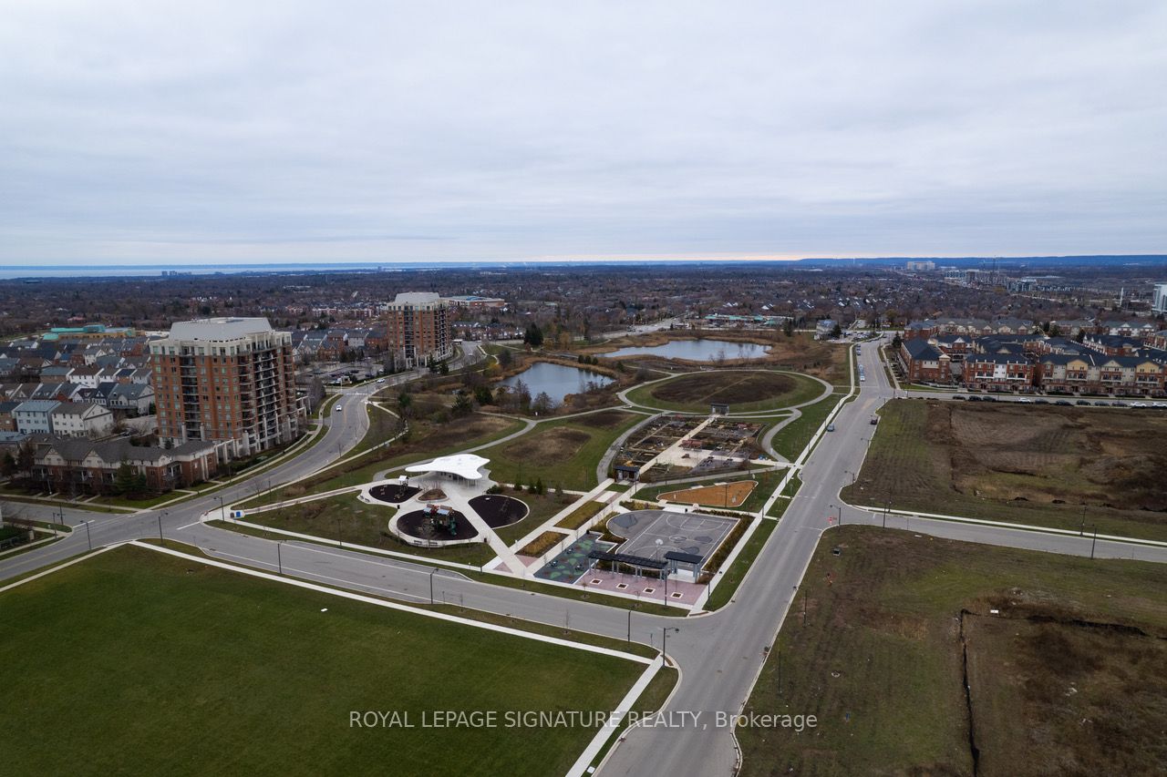 150 Oak Park Boulevard, #525