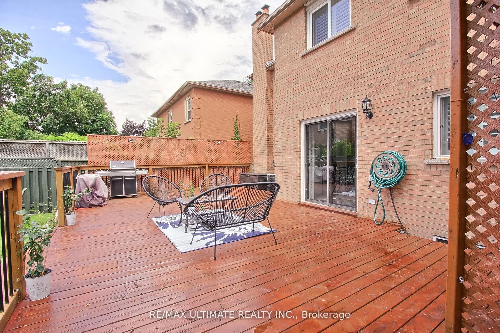 559 Avonwick Ave
