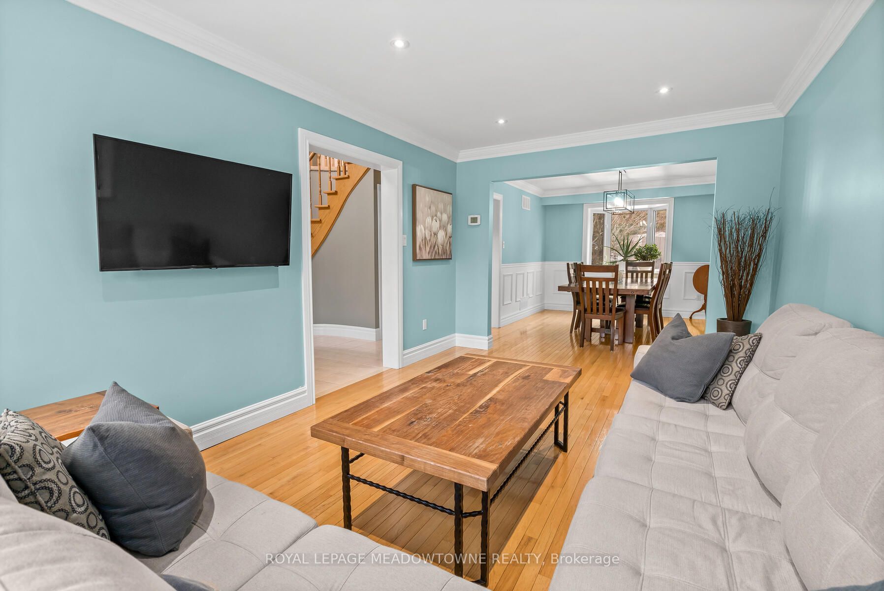 12 Jason Crescent