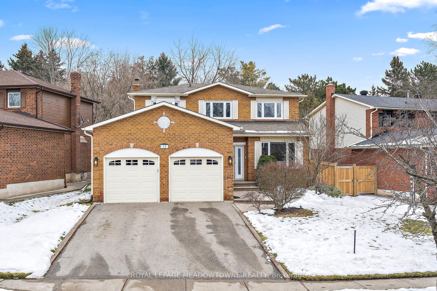 12 Jason Crescent