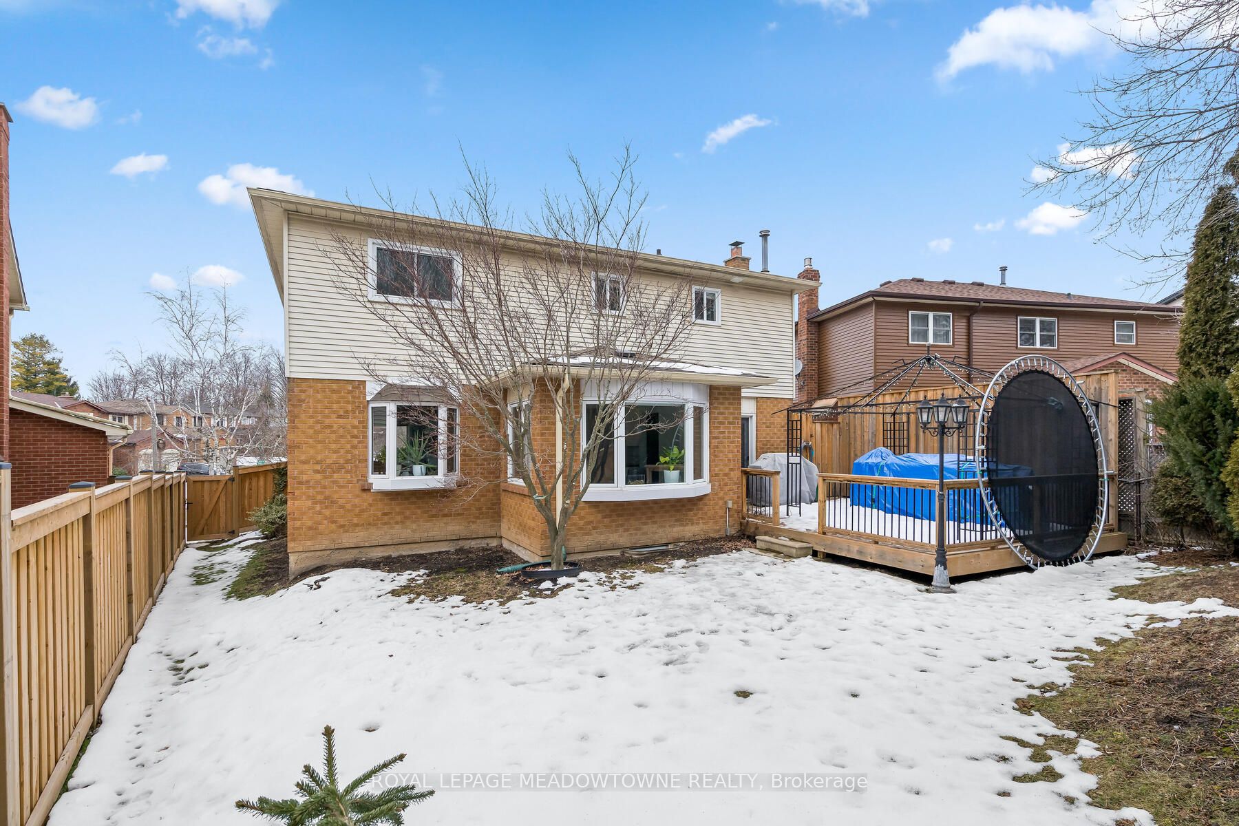 12 Jason Crescent