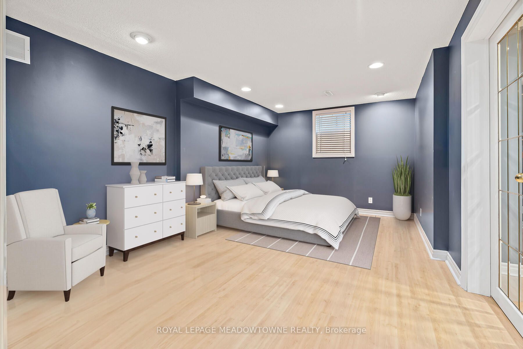 12 Jason Crescent