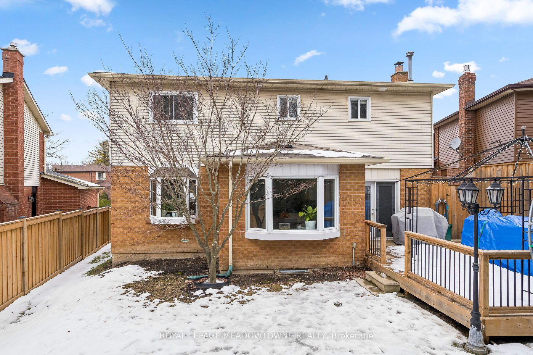 12 Jason Crescent