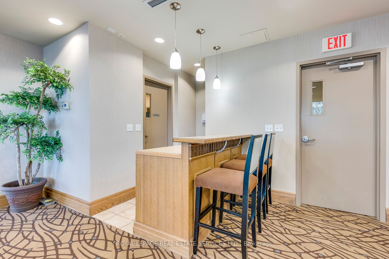 1910 Lake Shore Blvd W, #1203