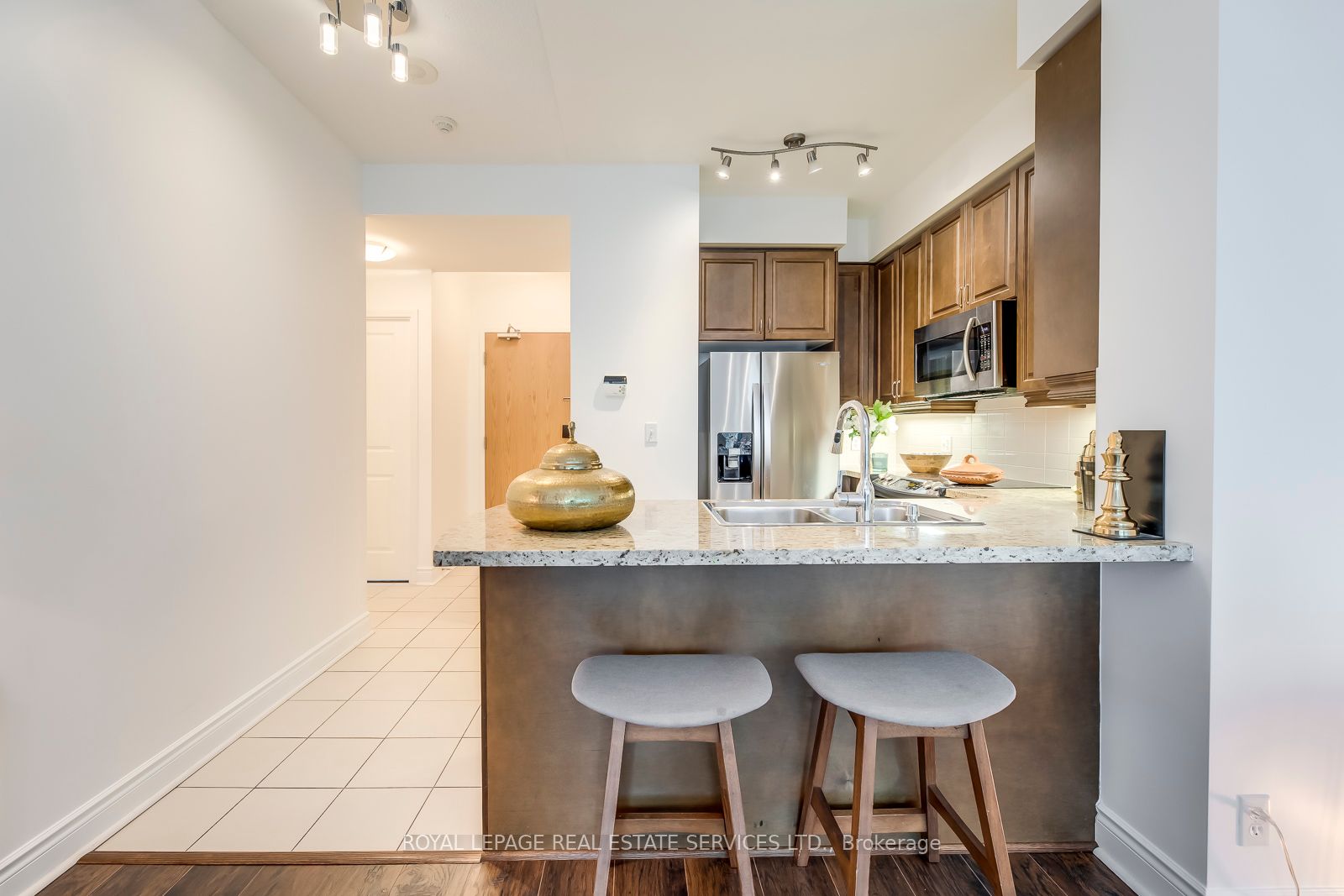 1910 Lake Shore Blvd W, #1203