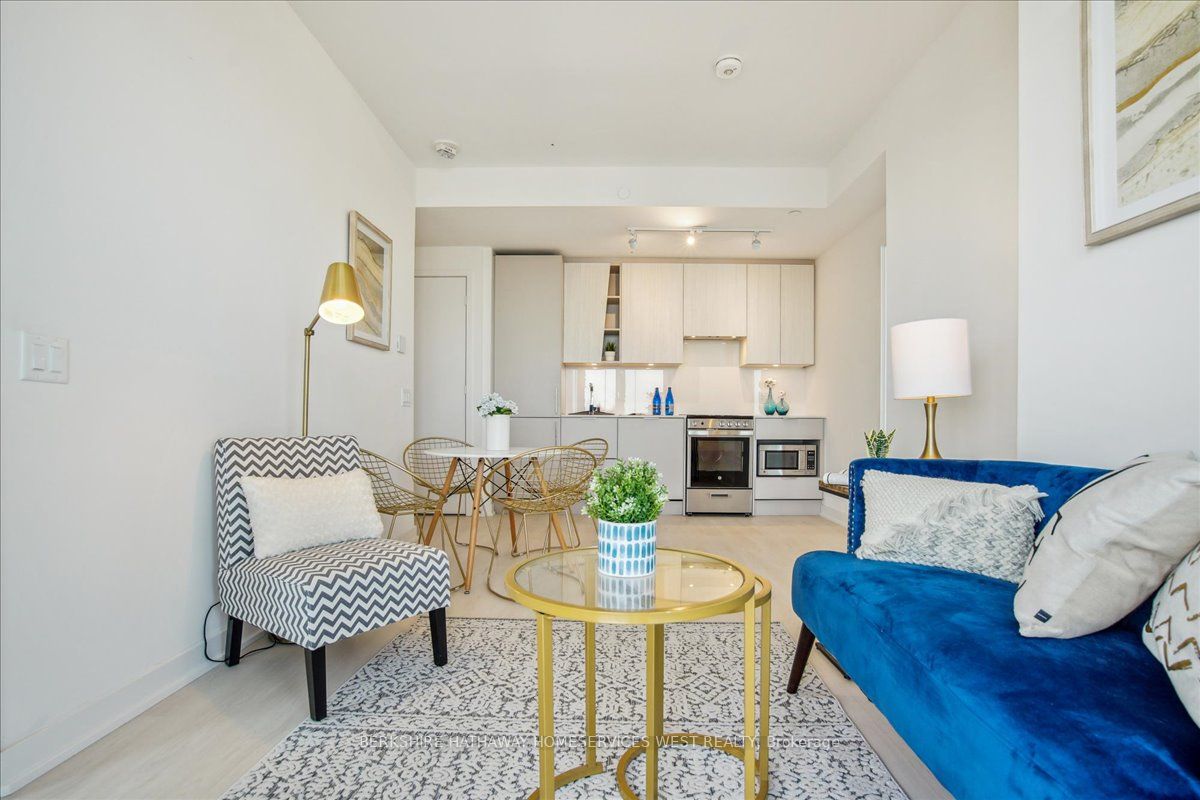 3900 Confederation Pkwy, #4301