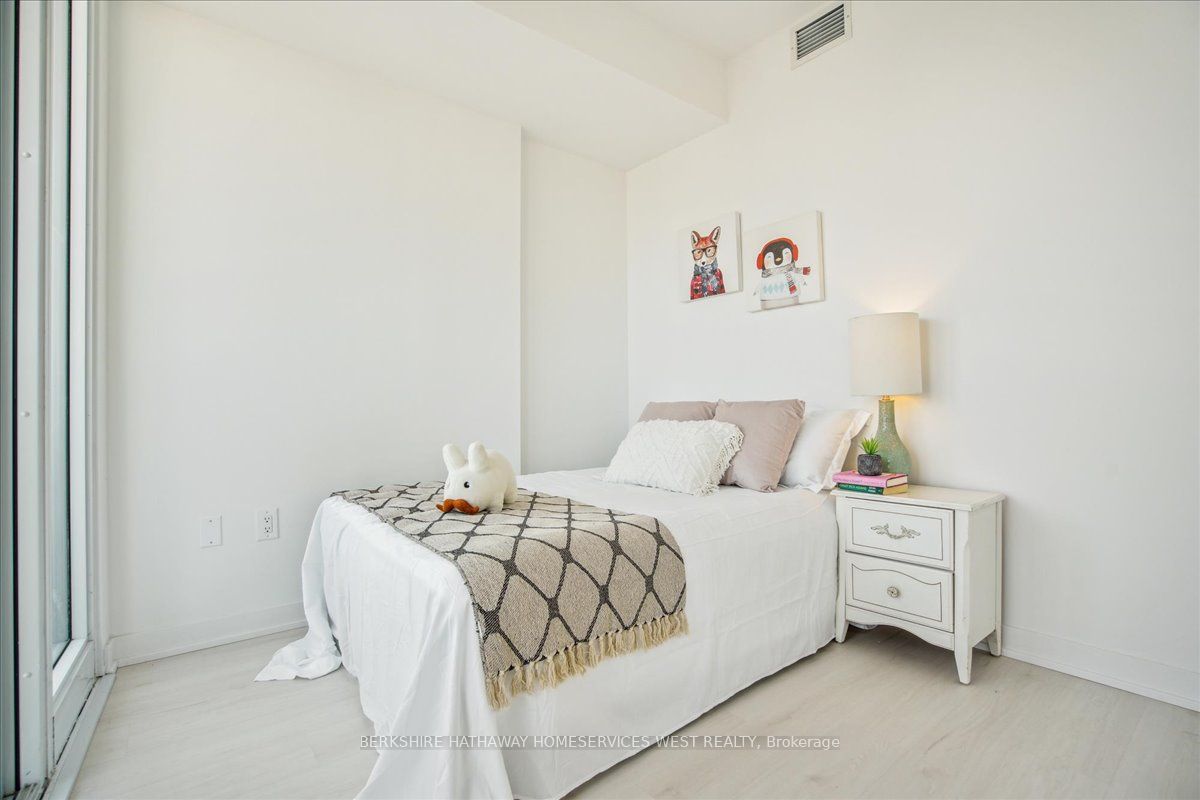 3900 Confederation Pkwy, #4301