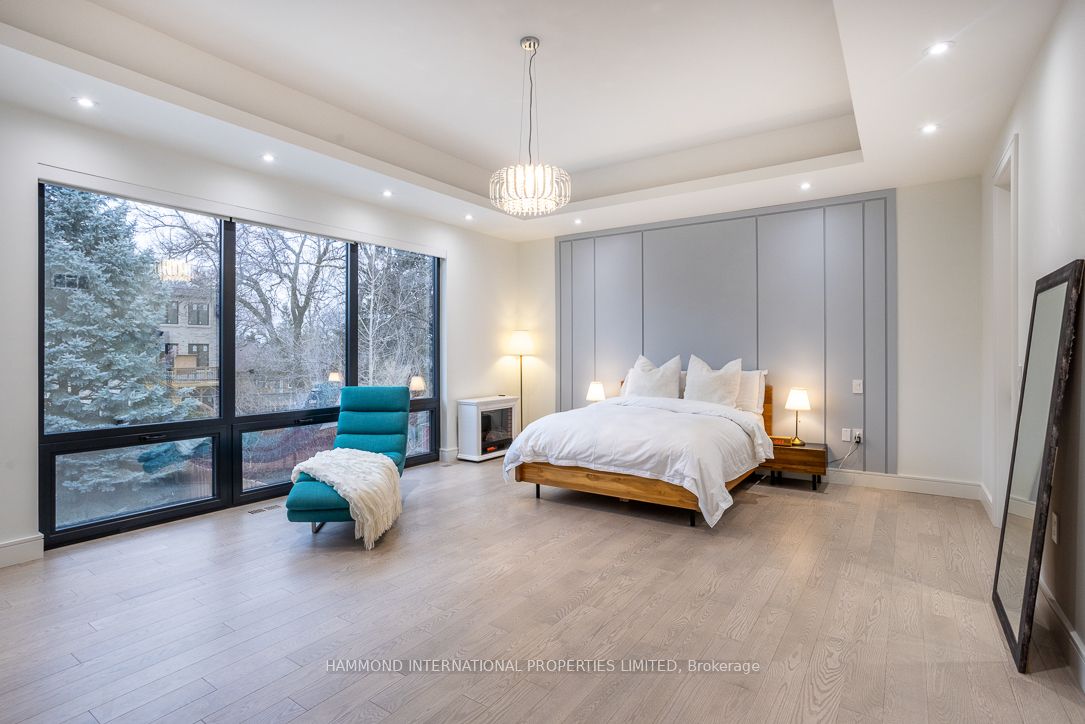 14 Edgecroft Rd