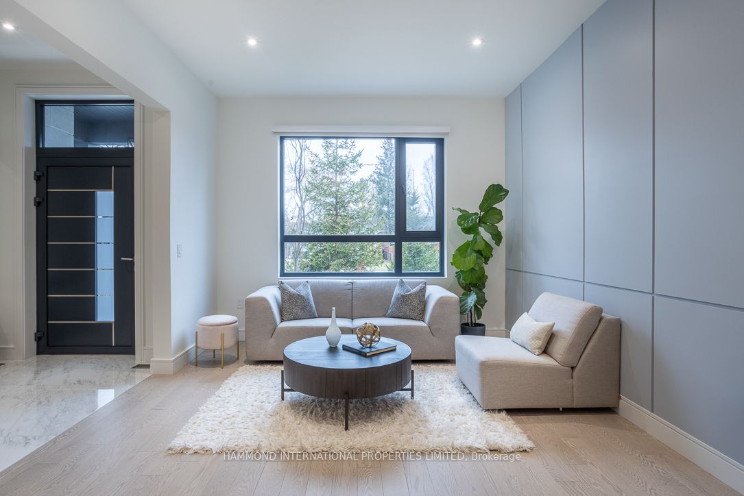 14 Edgecroft Rd