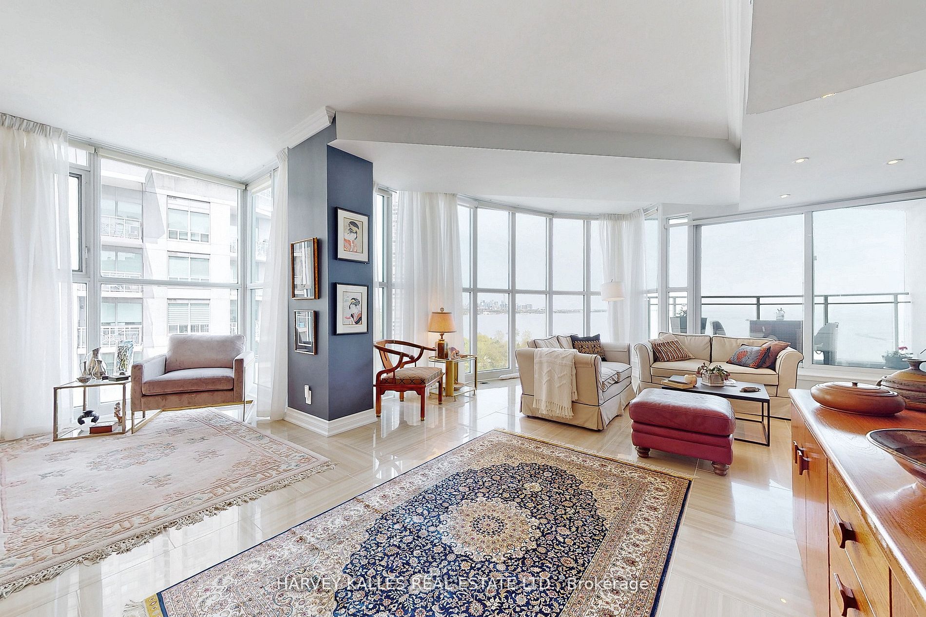 2067 Lake Shore Blvd W, #1202