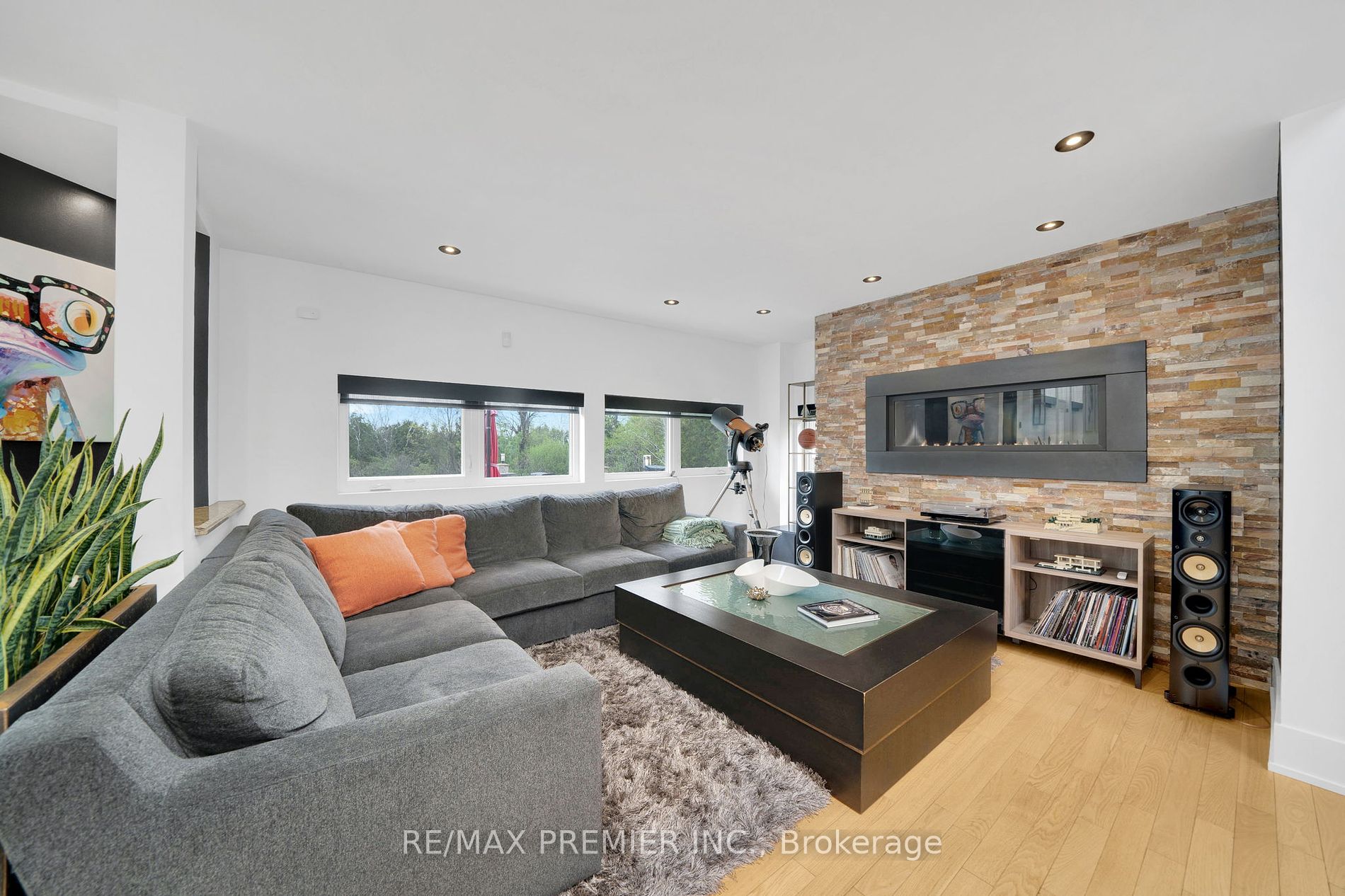 8181 Finnerty Side Road