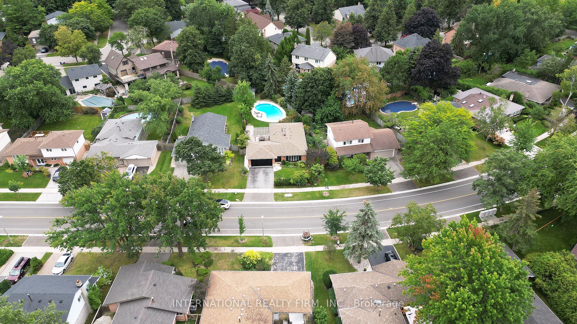 2292 Devon Road