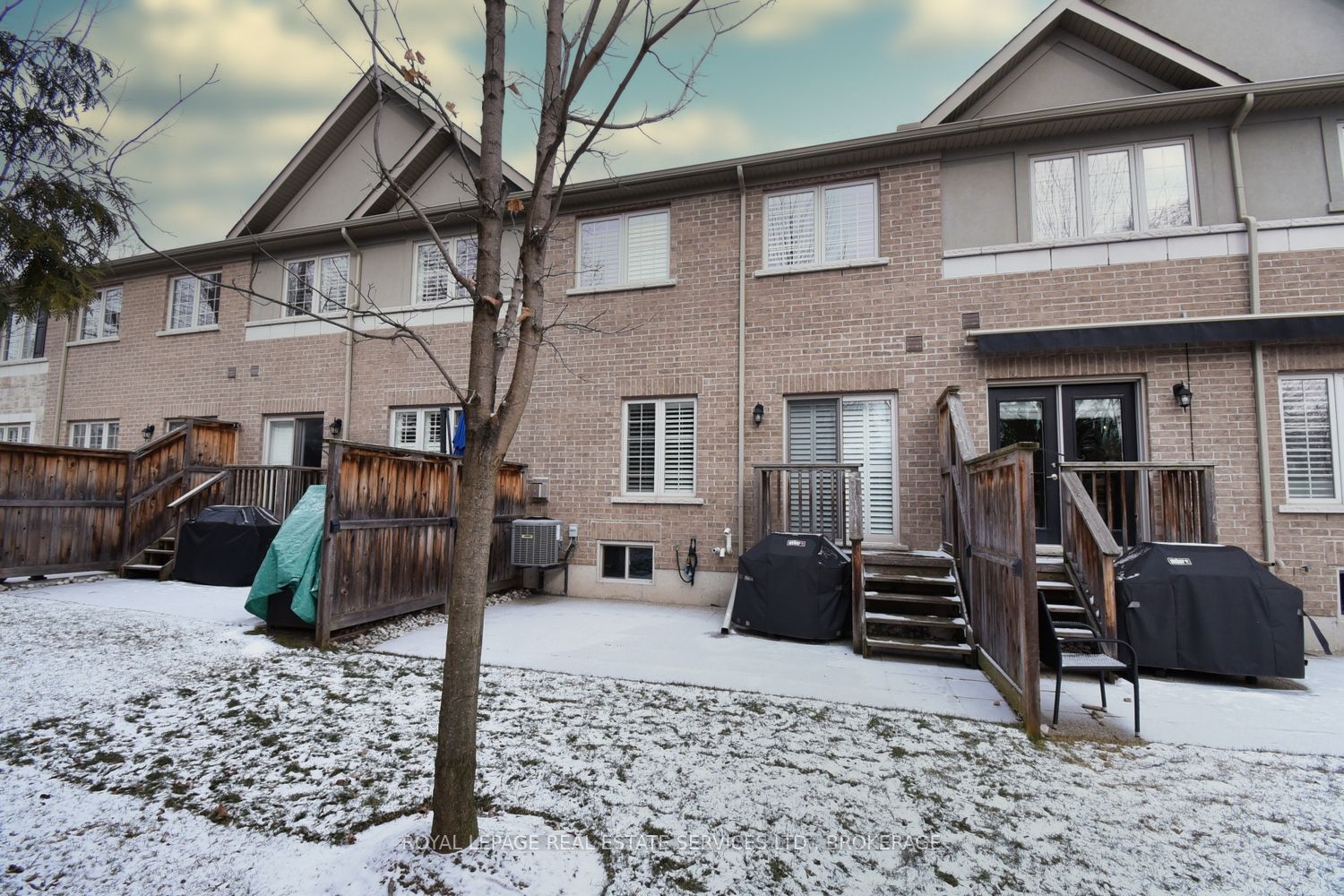 2086 GHENT Avenue, #27