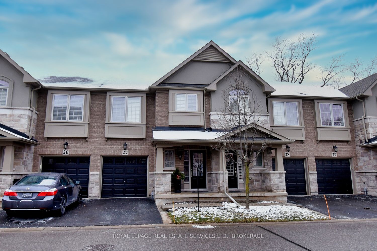 2086 GHENT Avenue, #27