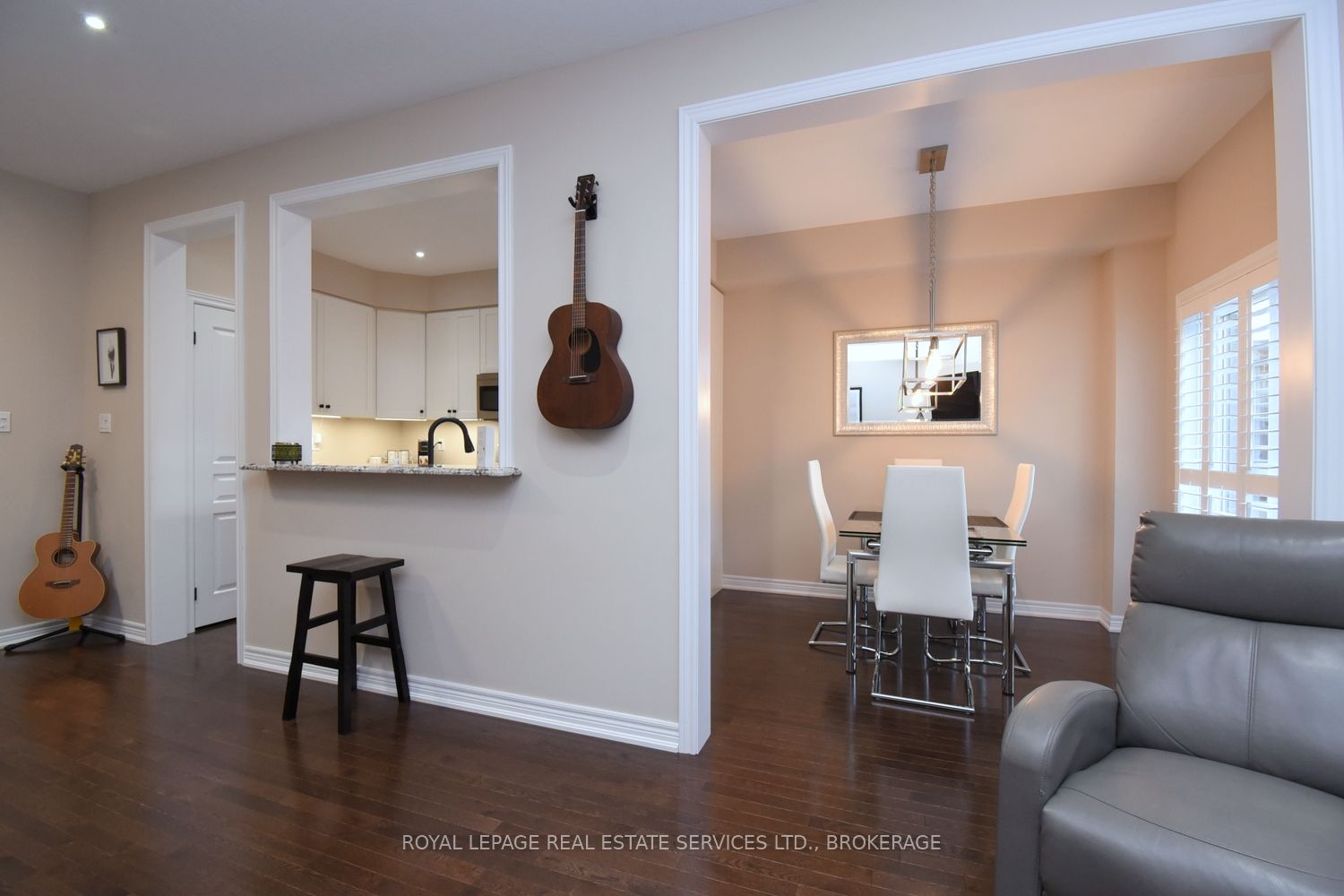 2086 GHENT Avenue, #27