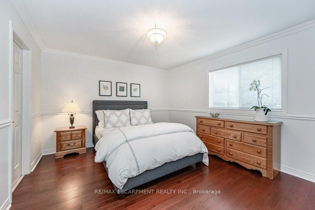 1417 Bancroft Dr