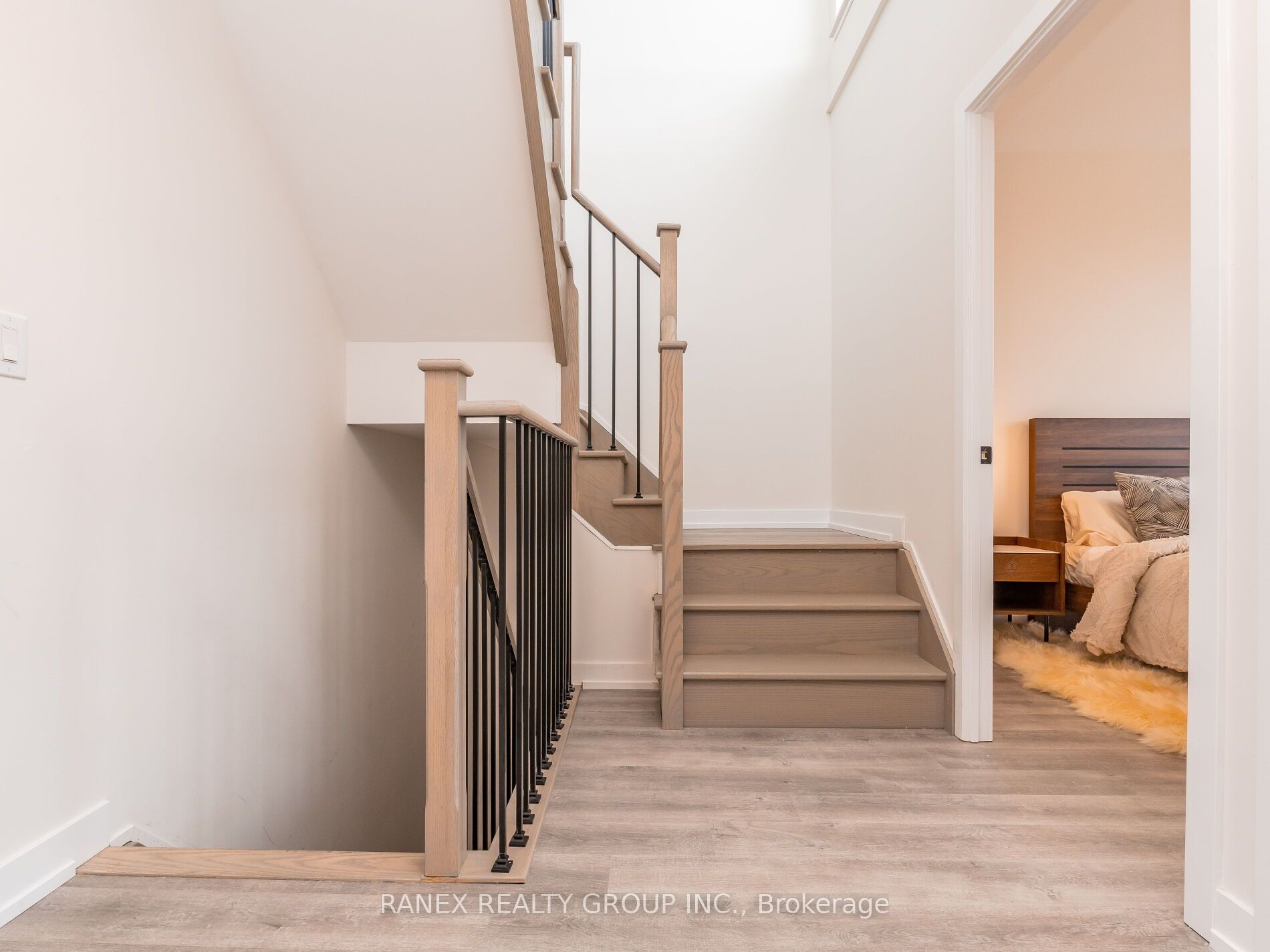 2300 St Clair Avenue W #723