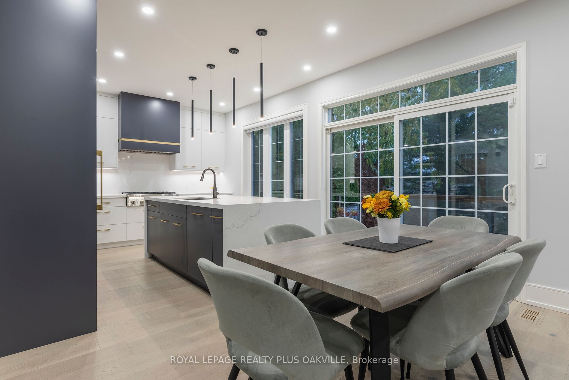 149 Spring Azure Cres