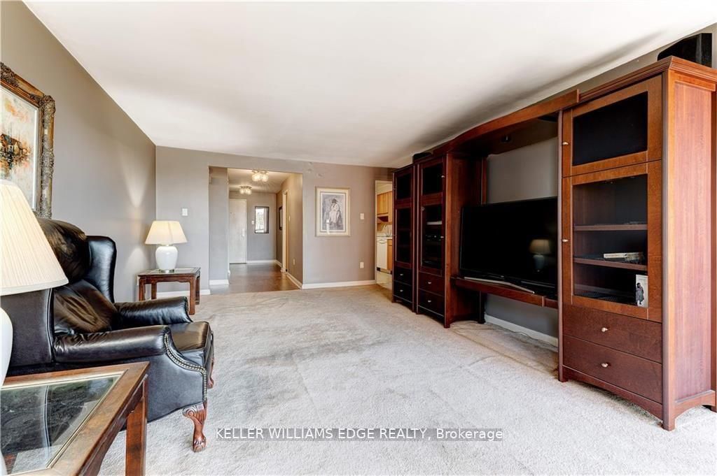 1400 Dixie Rd, #908