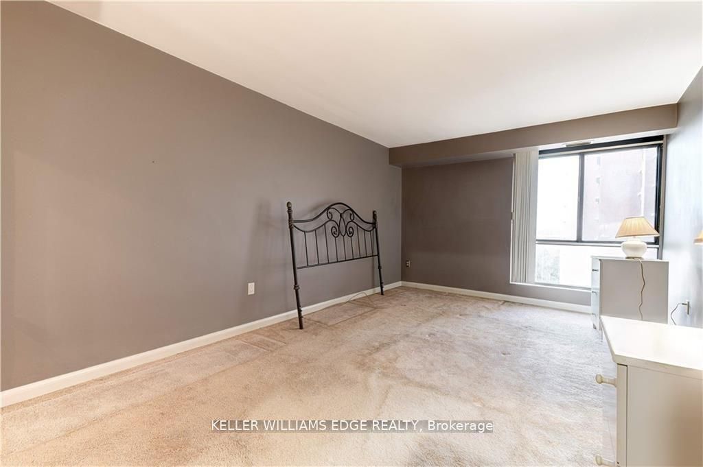 1400 Dixie Rd, #908