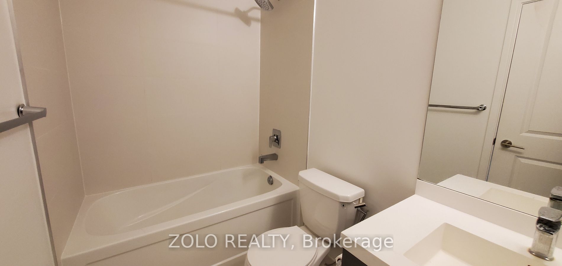 8 Nahani Way #1020