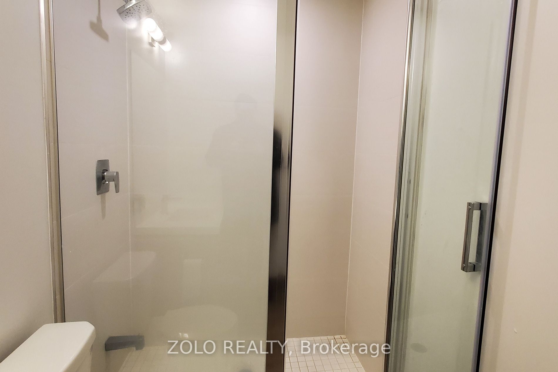 8 Nahani Way #1020