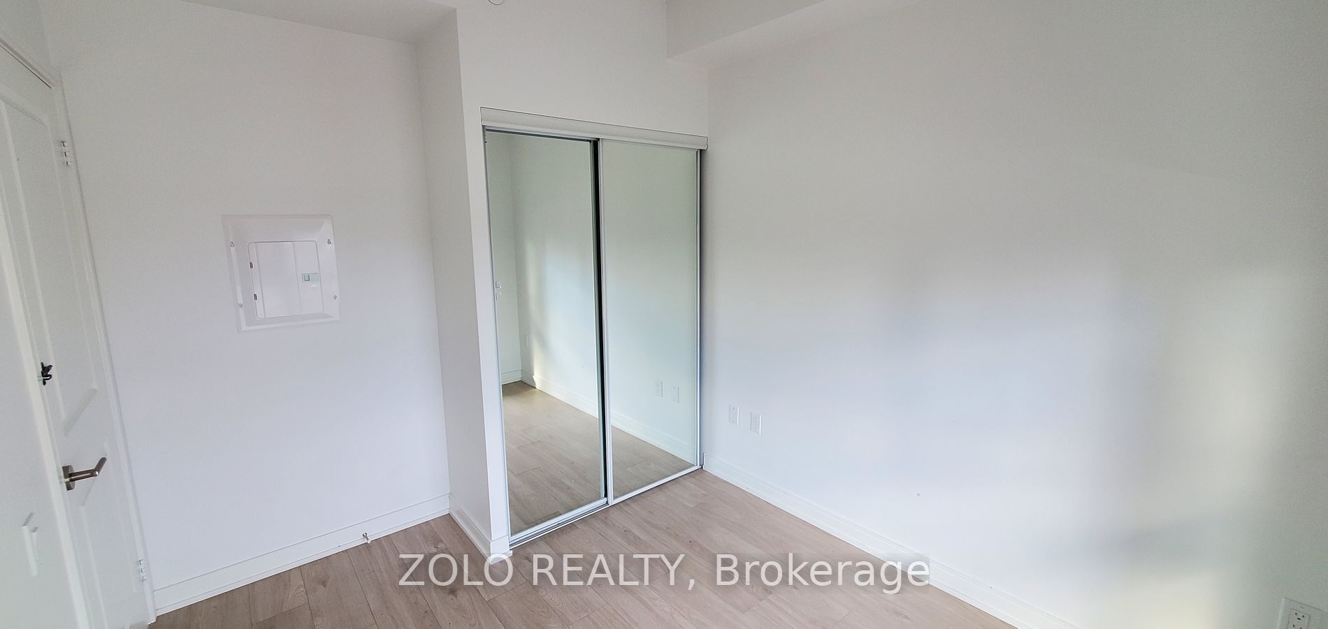 8 Nahani Way #1020