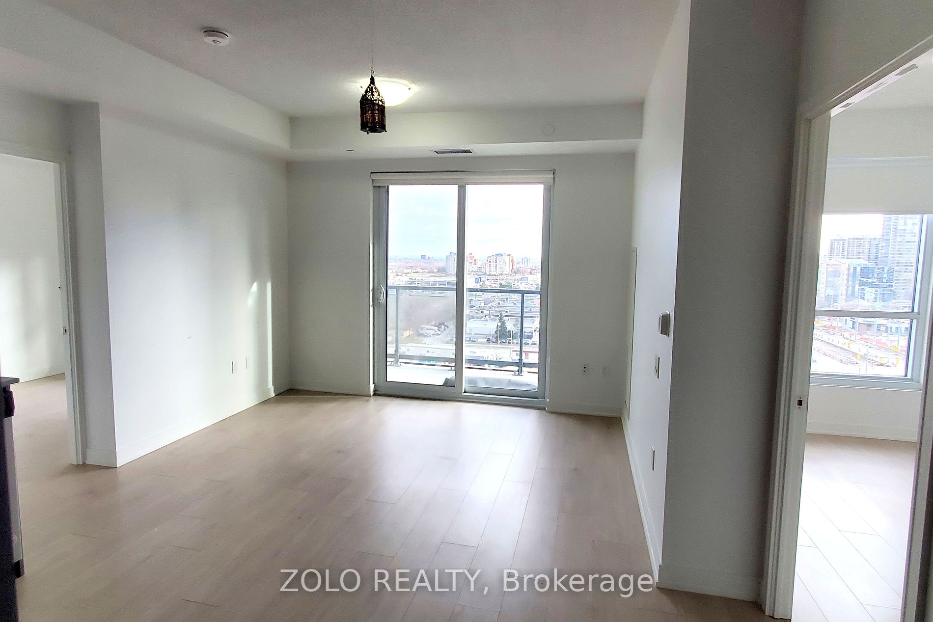8 Nahani Way #1020