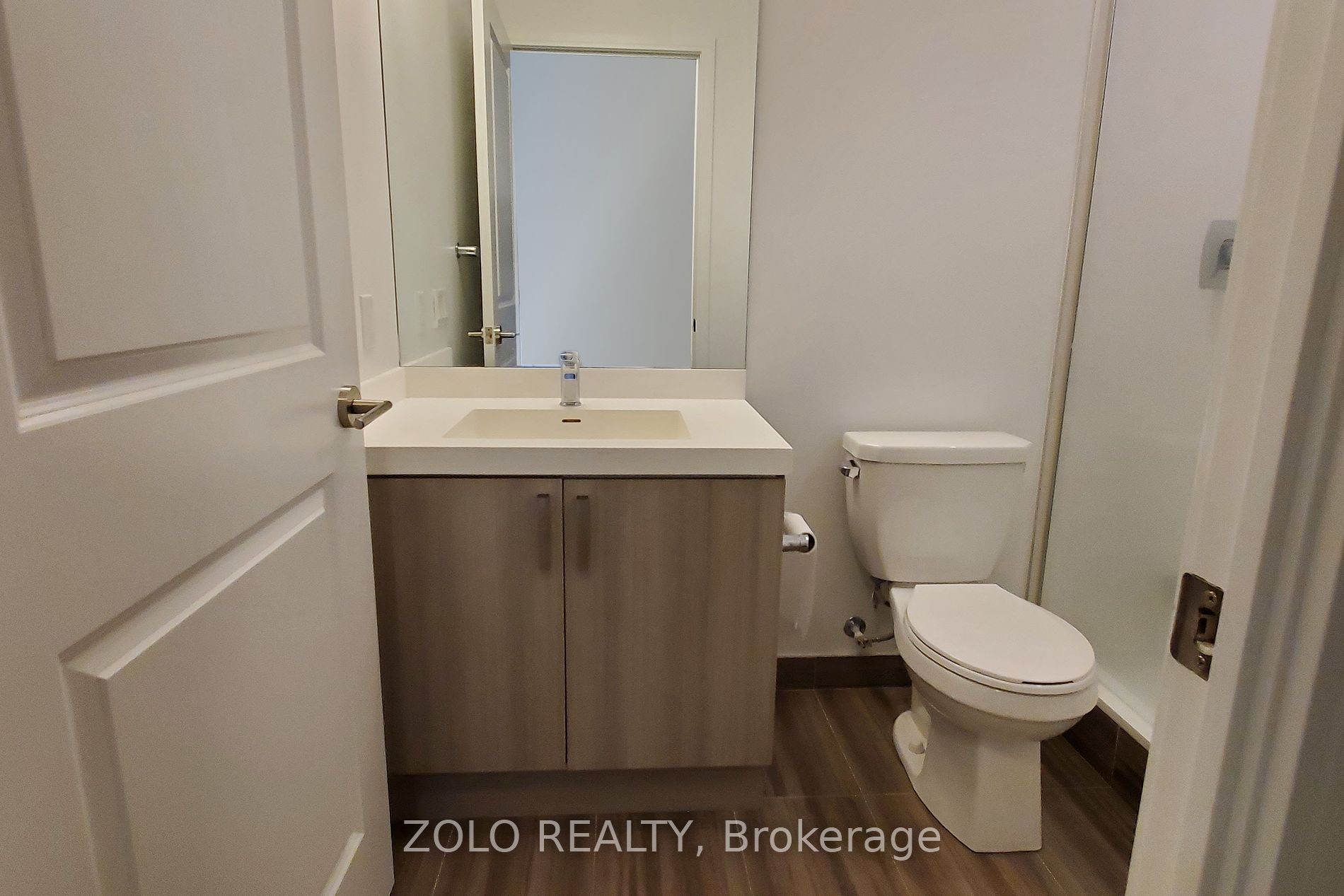 8 Nahani Way #1020