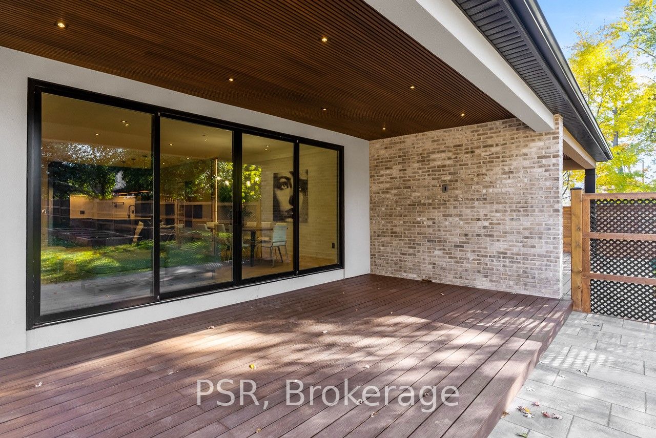 20B Broadview Avenue