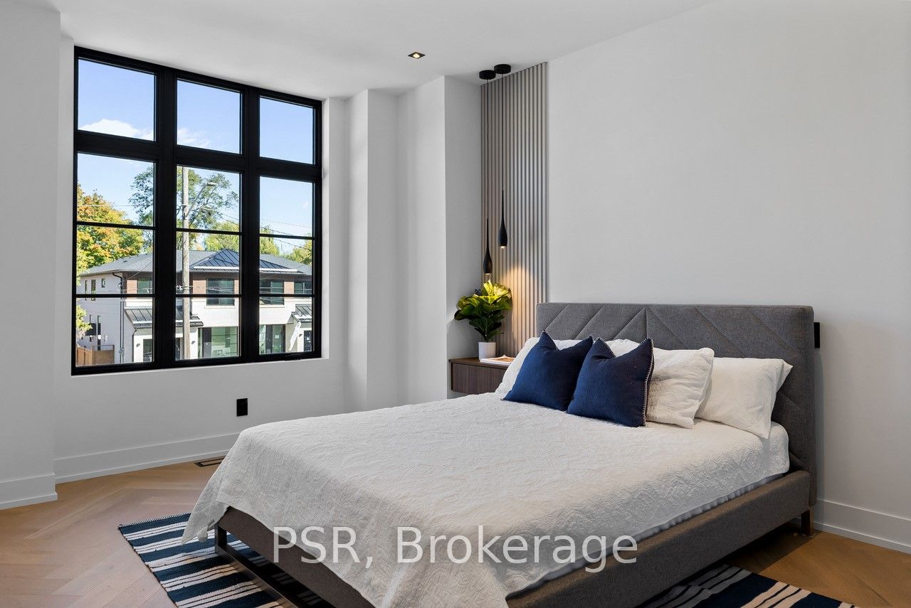 20B Broadview Avenue