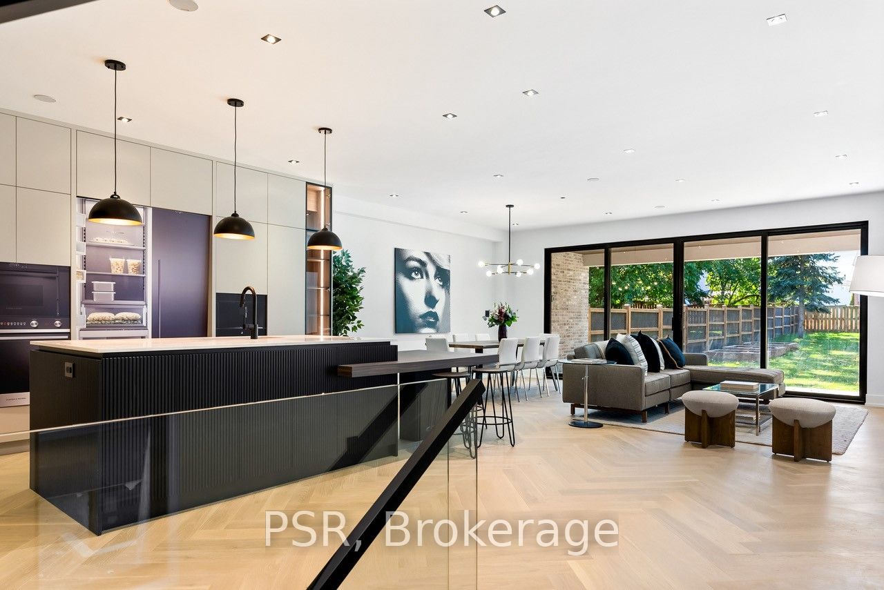 20B Broadview Avenue