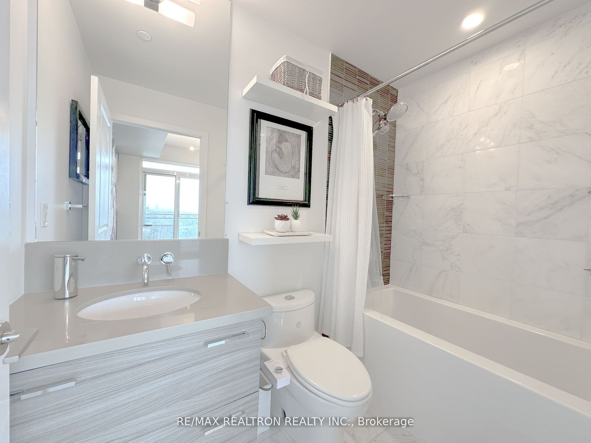 33 Shore Breeze Dr, #1903