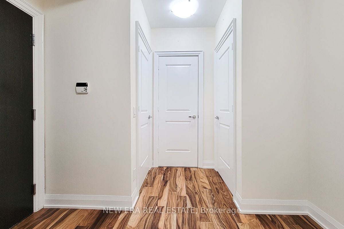11 Bronte Rd, #323
