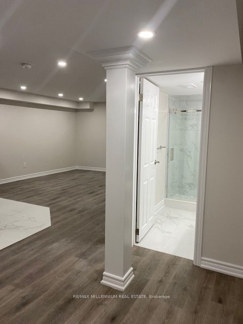 32 Helderman St