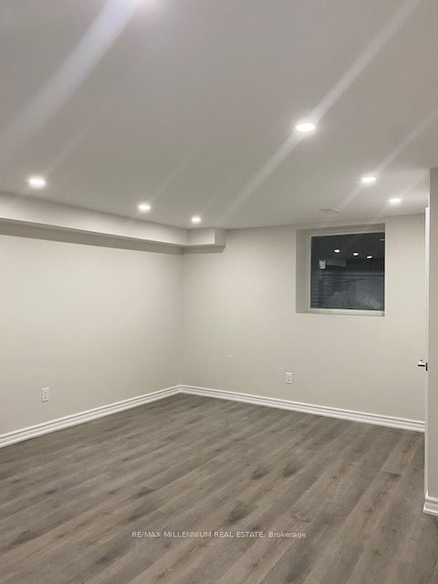 32 Helderman St