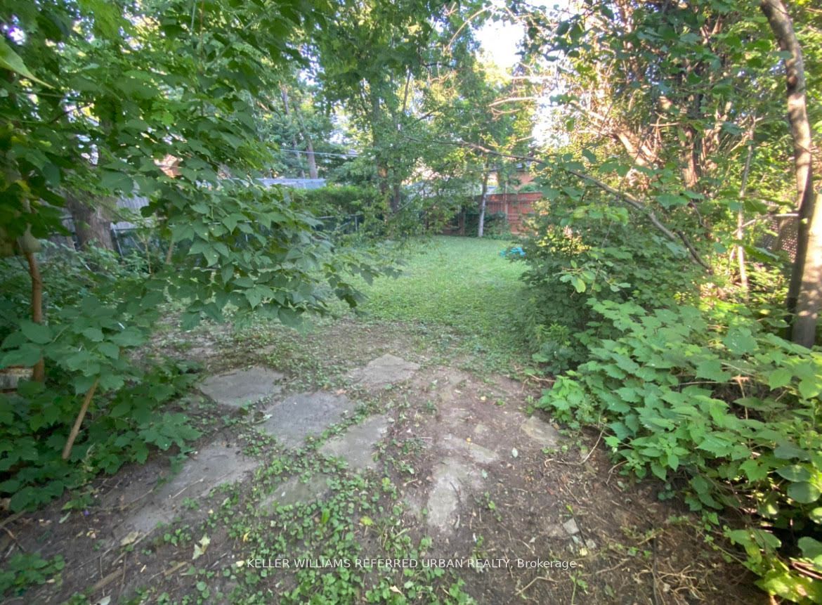 20 Boylen St