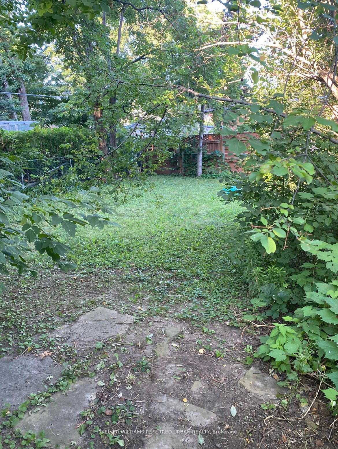 20 Boylen St