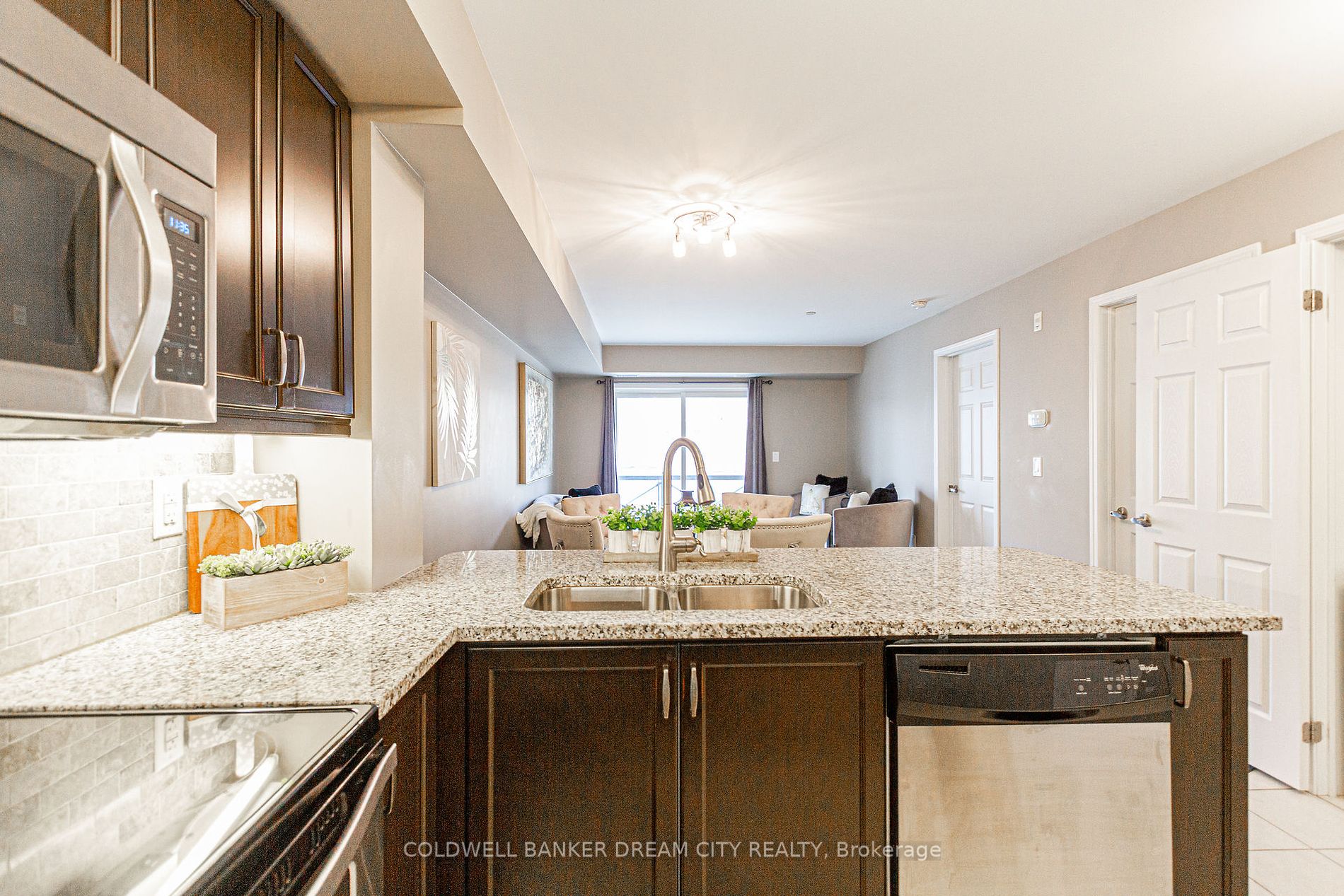 1045 Nadalin Heights, #211