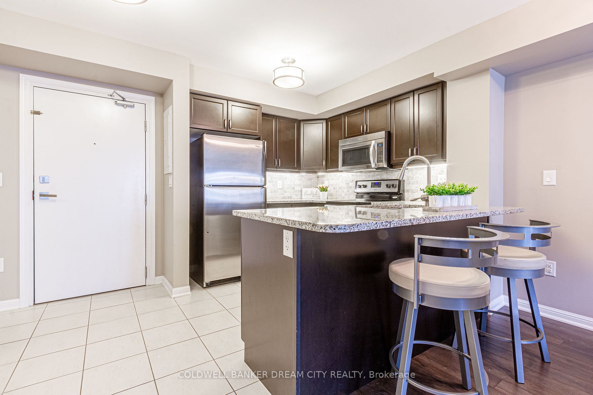 1045 Nadalin Heights, #211