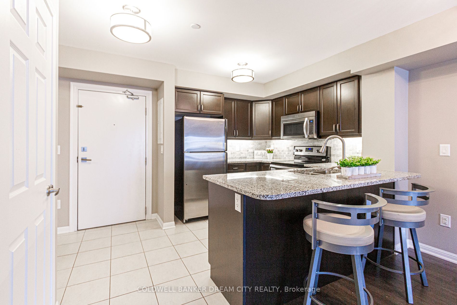 1045 Nadalin Heights, #211