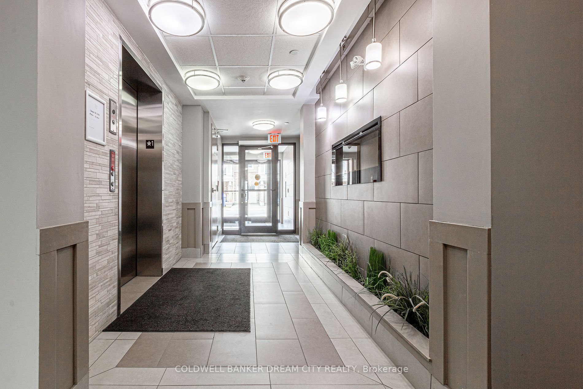1045 Nadalin Heights, #211