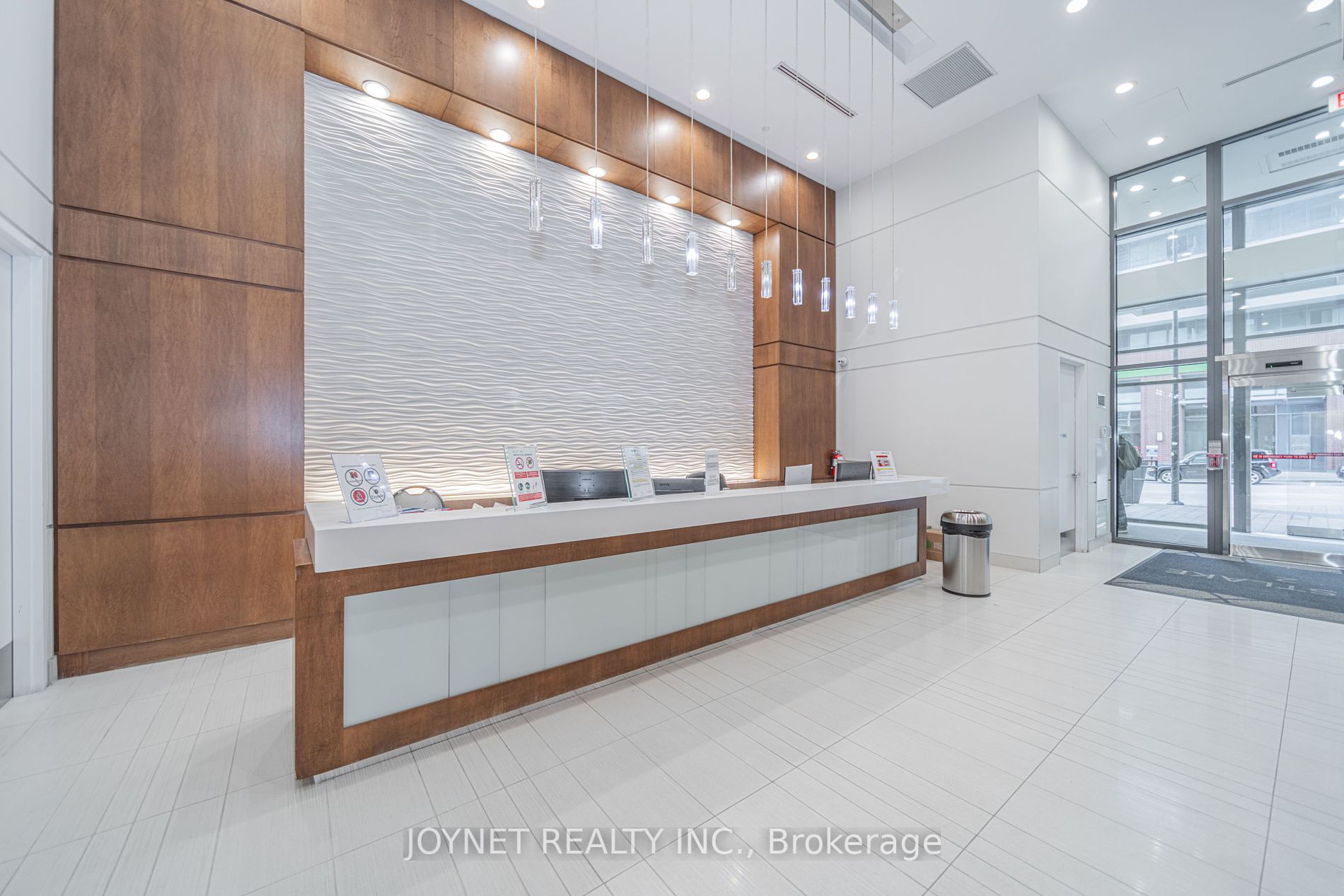 2200 Lake Shore Boulevard W #3801