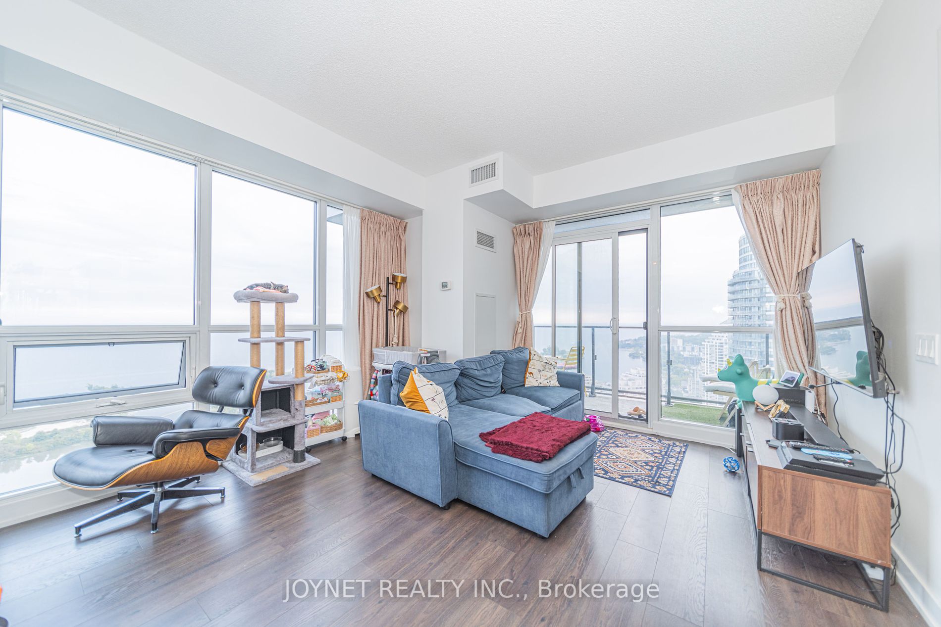 2200 Lake Shore Boulevard W #3801