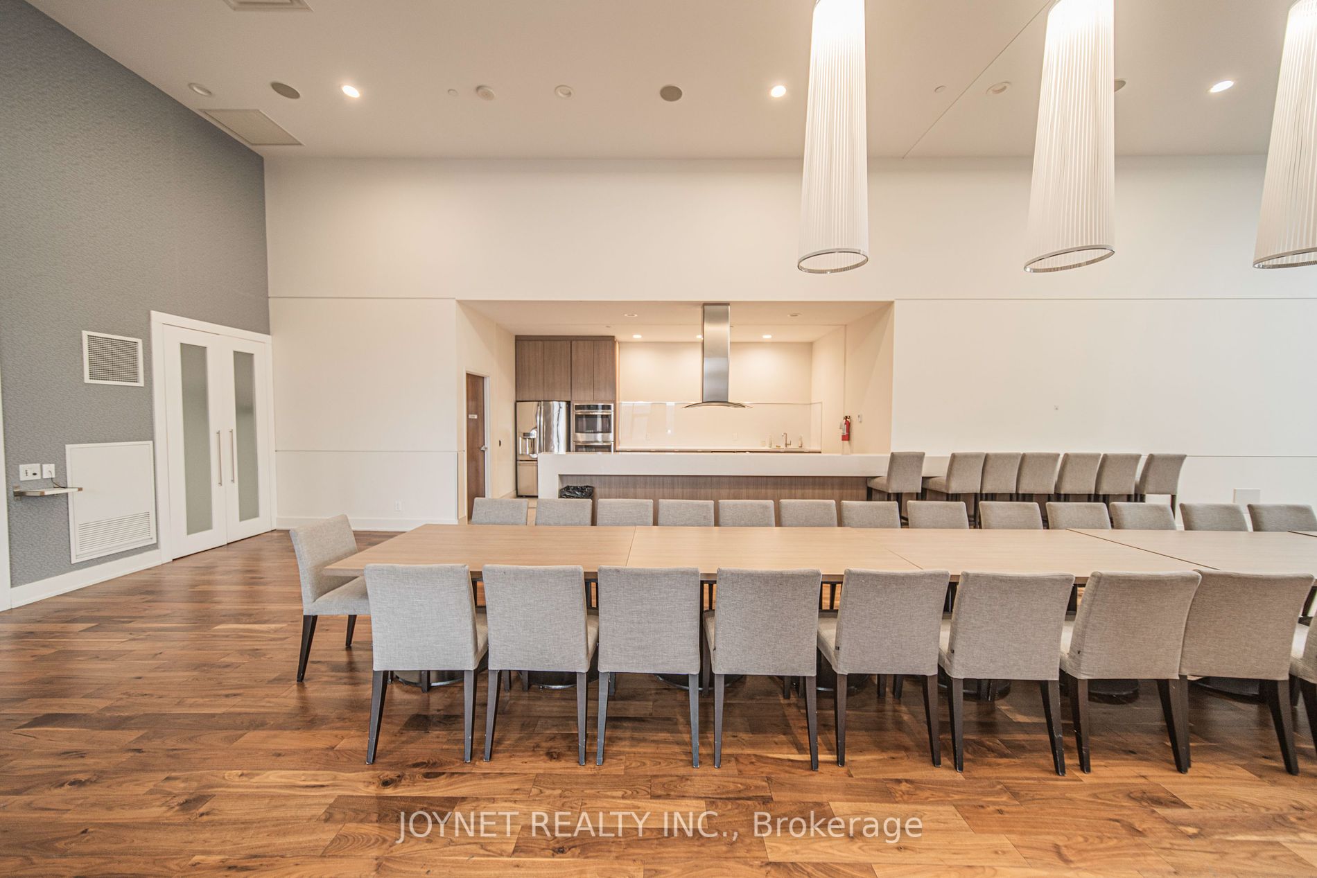 2200 Lake Shore Boulevard W #3801